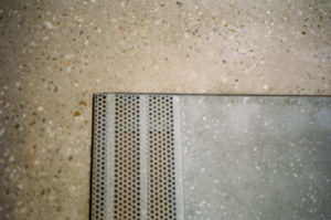 Le restaurant de Nicolas Souksavanh, Alexandre Souksavanh et Fred Souksavanh. Andreas Fragos et Victor Lecourtier Architectes.
